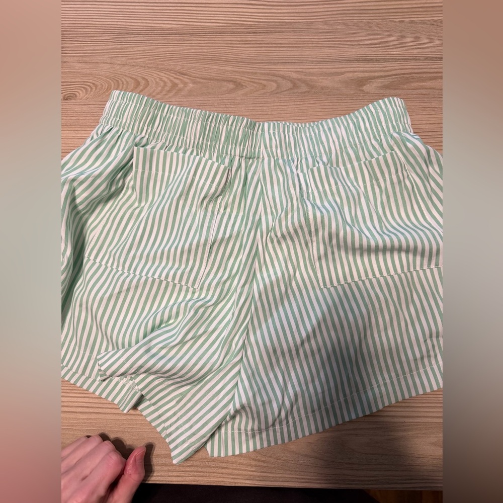 Princess Polly Green and white striped shorts - Picture 3 of 3